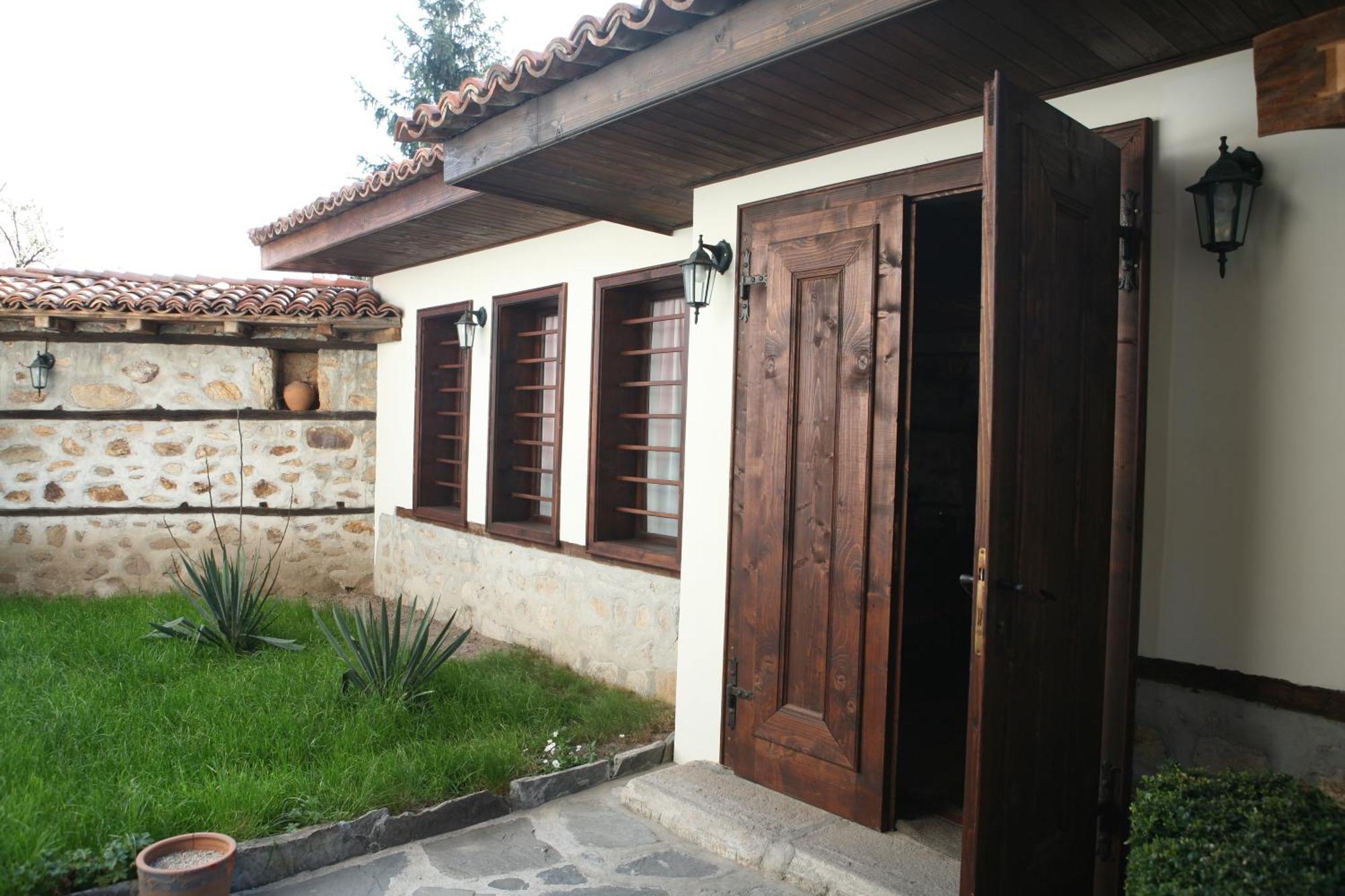 Djudjeva Kyshta Hotel Panagyurishte Bagian luar foto