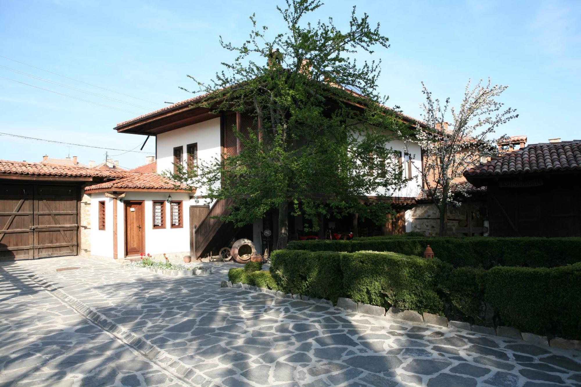 Djudjeva Kyshta Hotel Panagyurishte Bagian luar foto