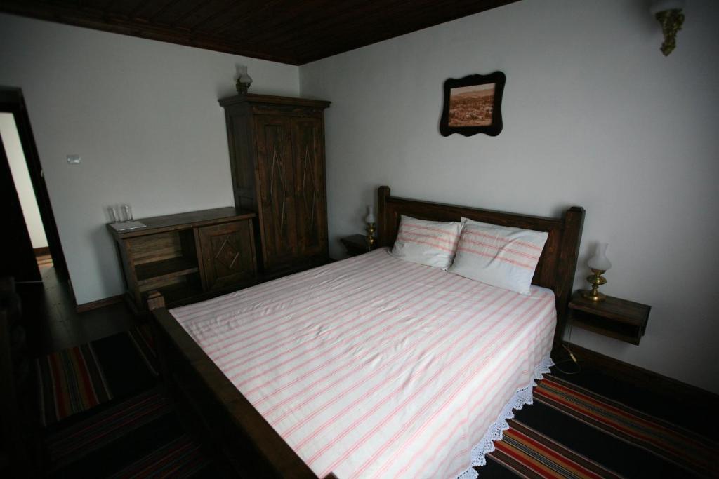 Djudjeva Kyshta Hotel Panagyurishte Ruang foto