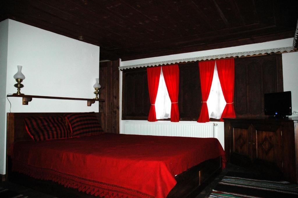 Djudjeva Kyshta Hotel Panagyurishte Ruang foto
