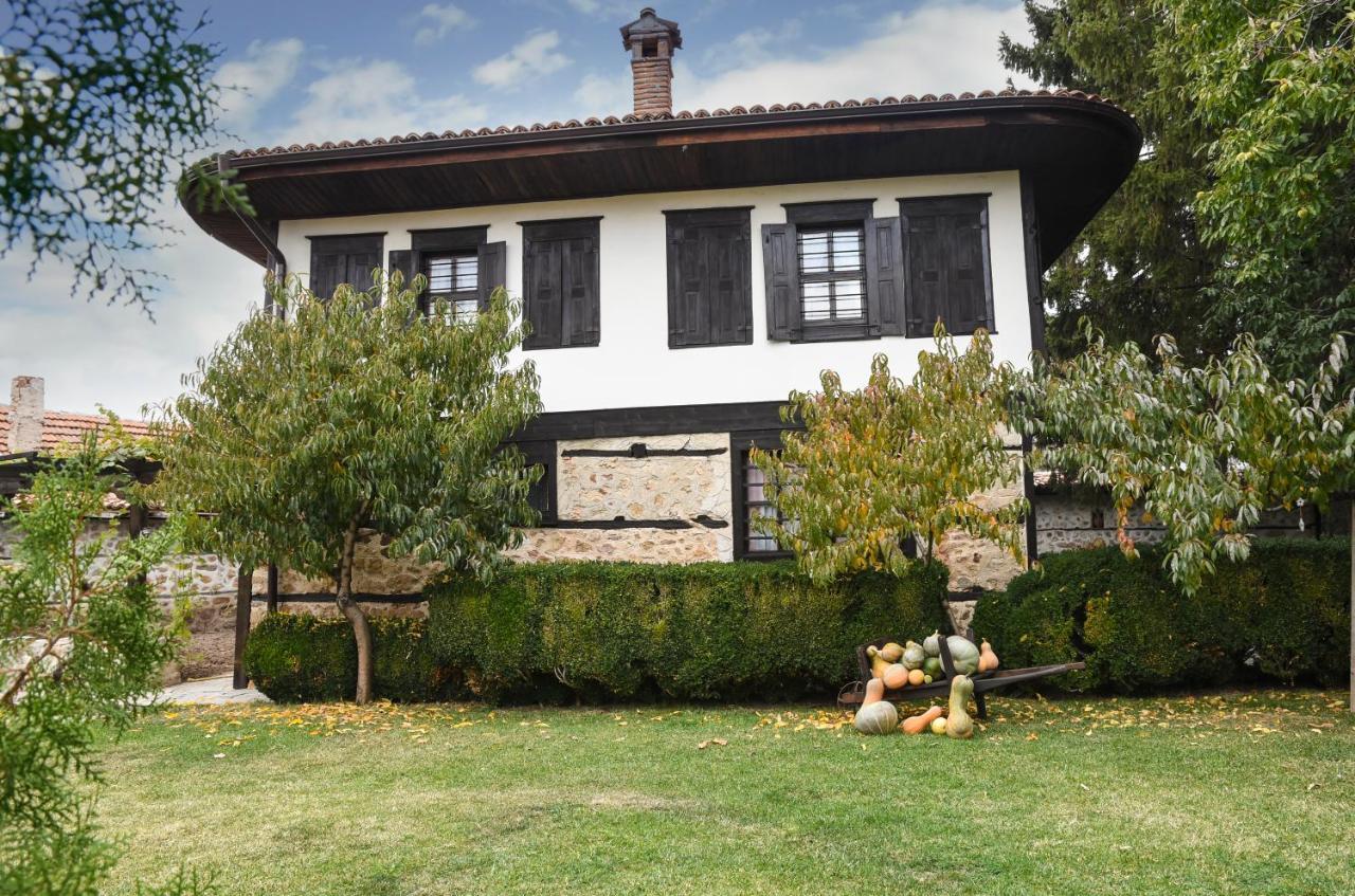 Djudjeva Kyshta Hotel Panagyurishte Bagian luar foto